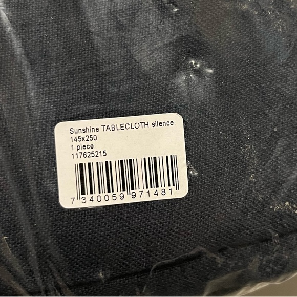 NIB HIMLA SUNSHINE TABLECLOTH SILENCE 145CM X 250 CM - Picture 4 of 7